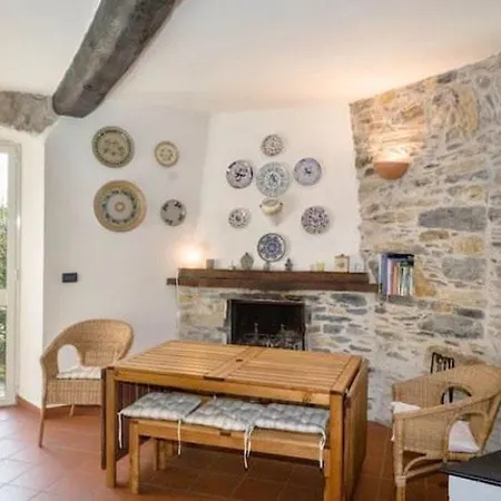 Casa vacanze Rustico Tra Gli Ulivi *